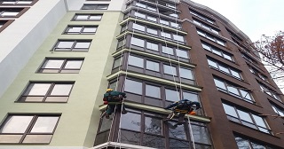 Установка крыши на балкон Аксай цена от 1041 руб. м/2.